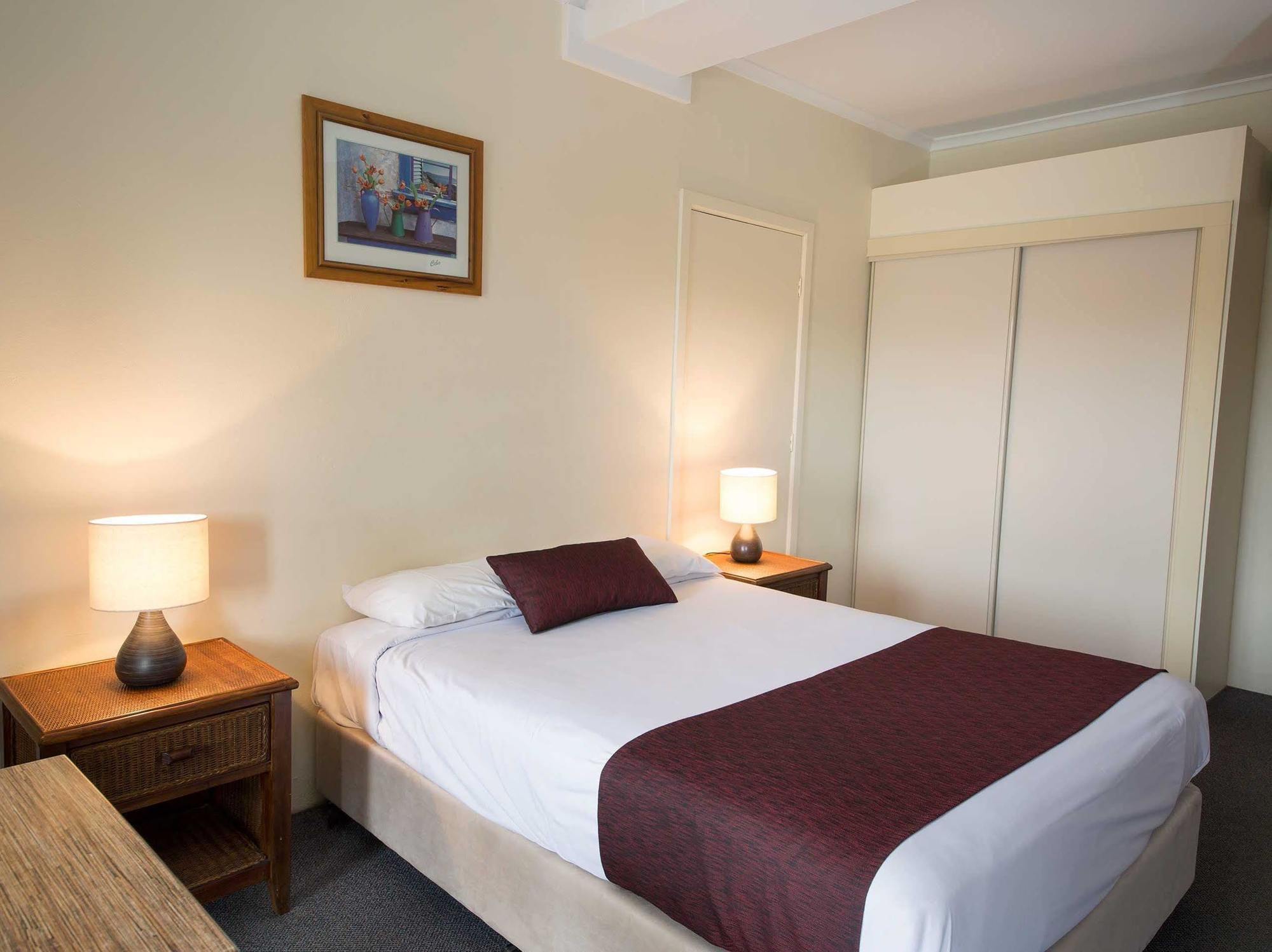 Boomerang Hotel Lavington Buitenkant foto